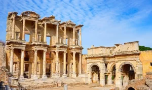 Ruínas antigas em Izmir